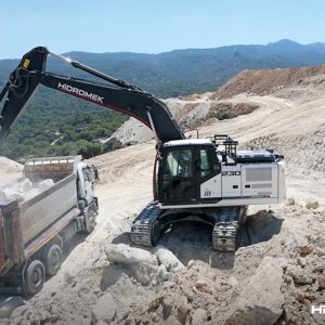 Hidromek HMK230LC Excavator / Digger