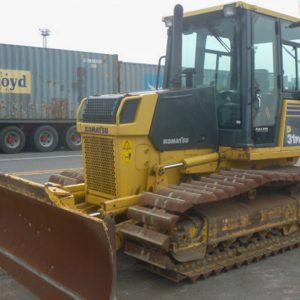 Komatsu 8T Bulldozer for hire